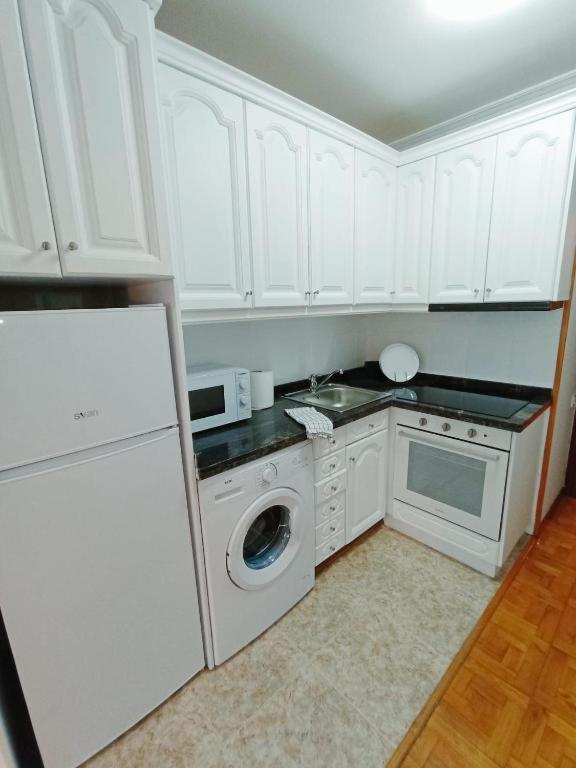 Apartamento Maura 2 Dormitorios Ов'єдо Екстер'єр фото